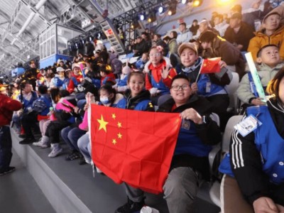 开云体育在线-本赛季国内足球赛事备受瞩目，球迷热情高涨的简单介绍
