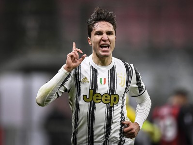 开云体育中国-波兰硬仗取胜瑞典，基耶萨全场最佳无争议