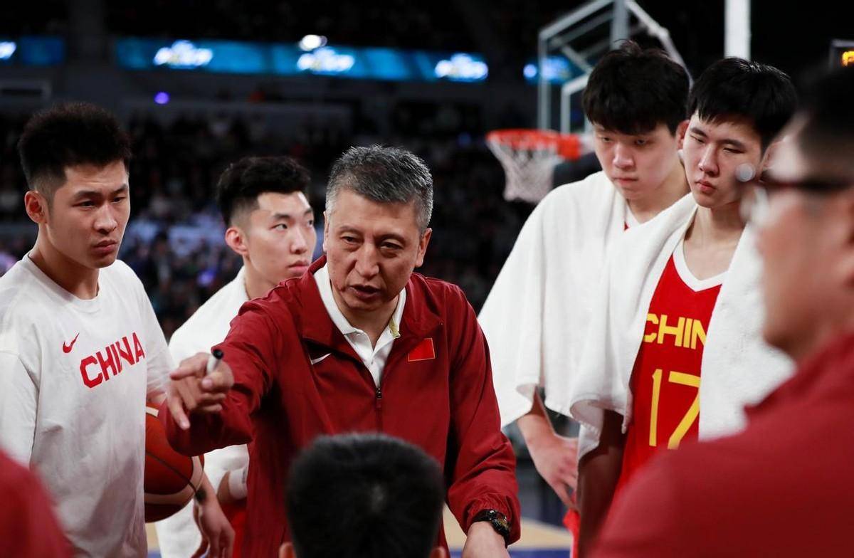 包含篮球亚洲杯决赛民族之争，东道主卫冕的词条