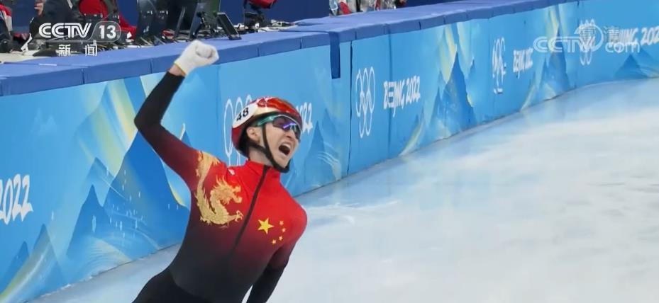 竞技场上的风暴，德国选手勇夺冠军