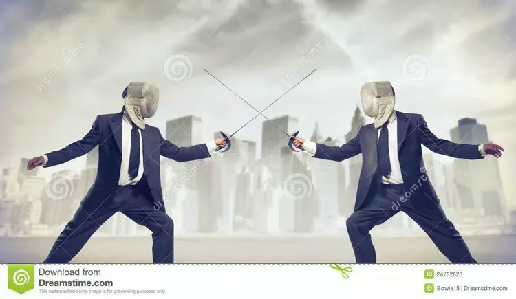 包含紧张欧洲足球大战，强者脱颖而出的词条
