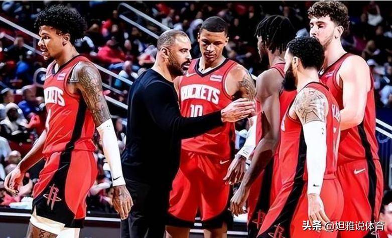 火箭战胜尼克斯，理查德斯全面发挥。