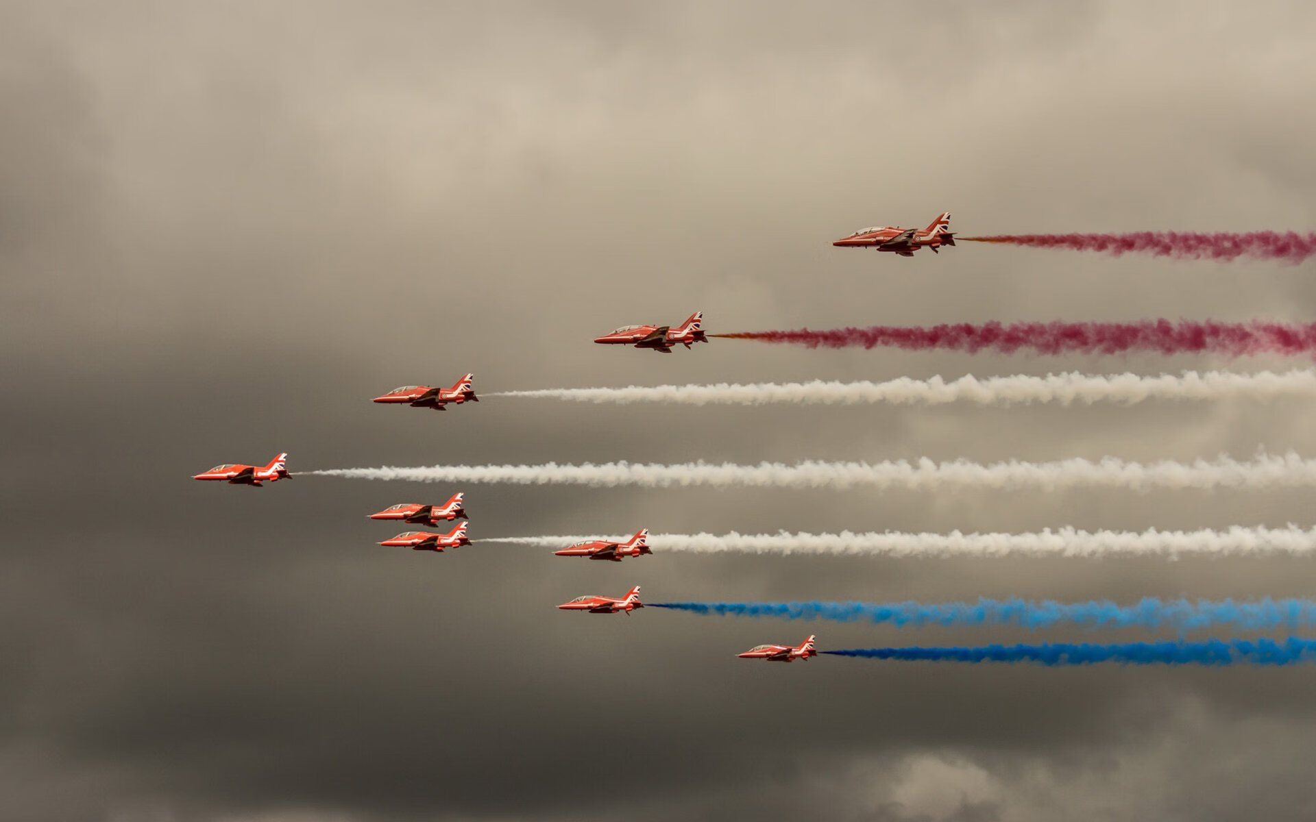 神兵天降!切特一己之力撕碎绿军铁幕,马刺奇迹逆转杀出重围